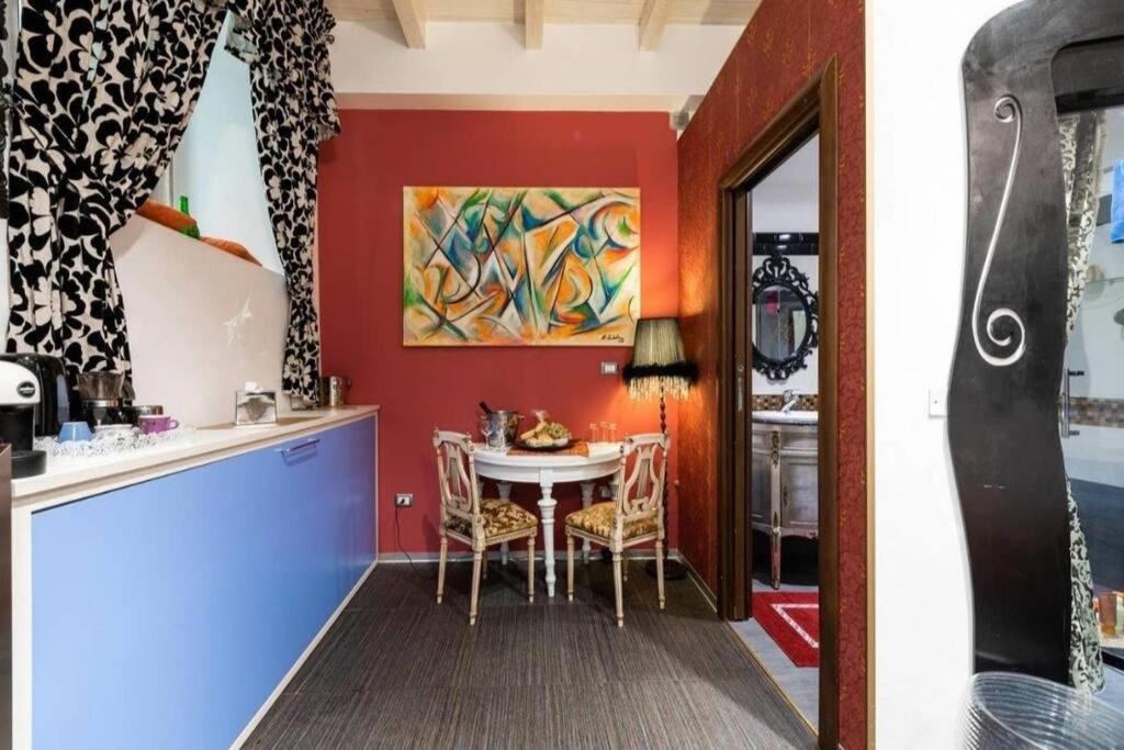 Apartament 2 In The Historic Center Bari